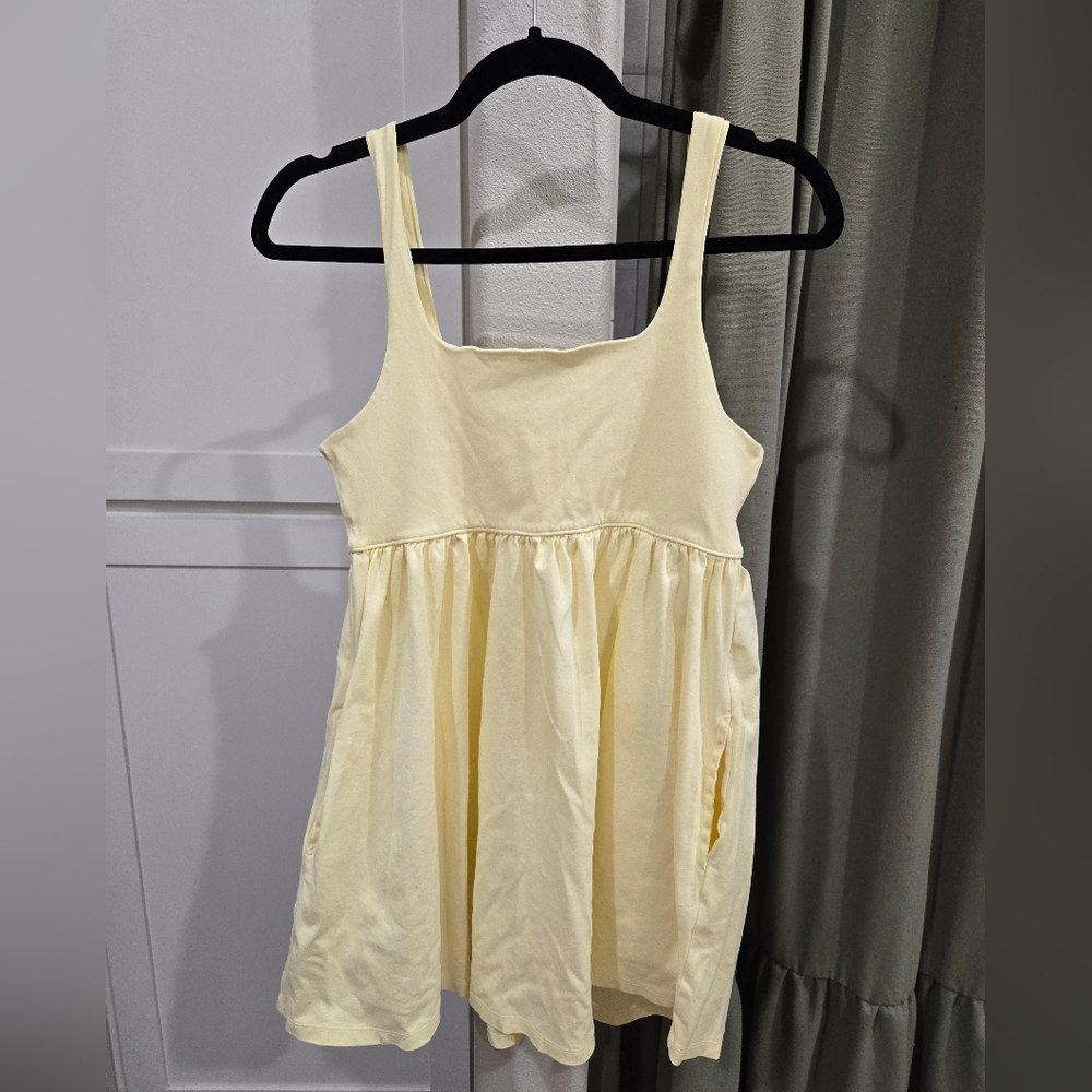 American Eagle Pale Yellow Sleeveless Dress